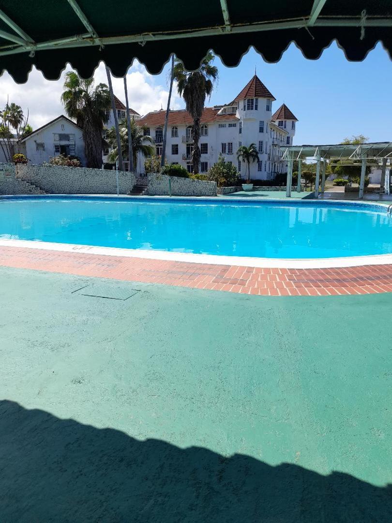 Ferienwohnung Sea Castles La Vue Montego Bay Exterior foto